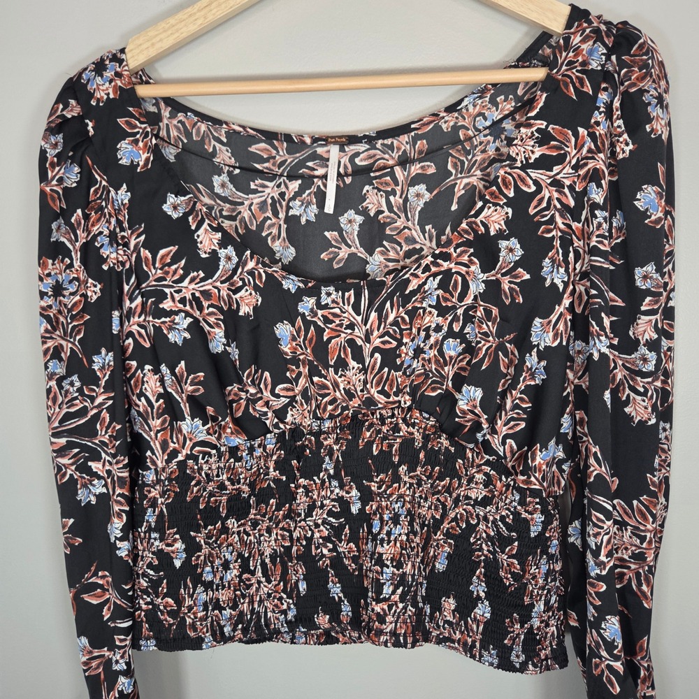 Free People Dark Floral Smocked Crop Top Square Neck Balloon Sleeve Women's L - Picture 3 of 7